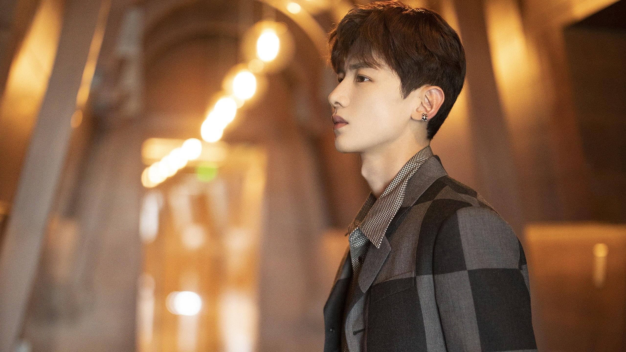 爱游戏体育官方网站-“弯弧之间：漂移艺术的极致演绎”，弯道漂移技巧视频教程