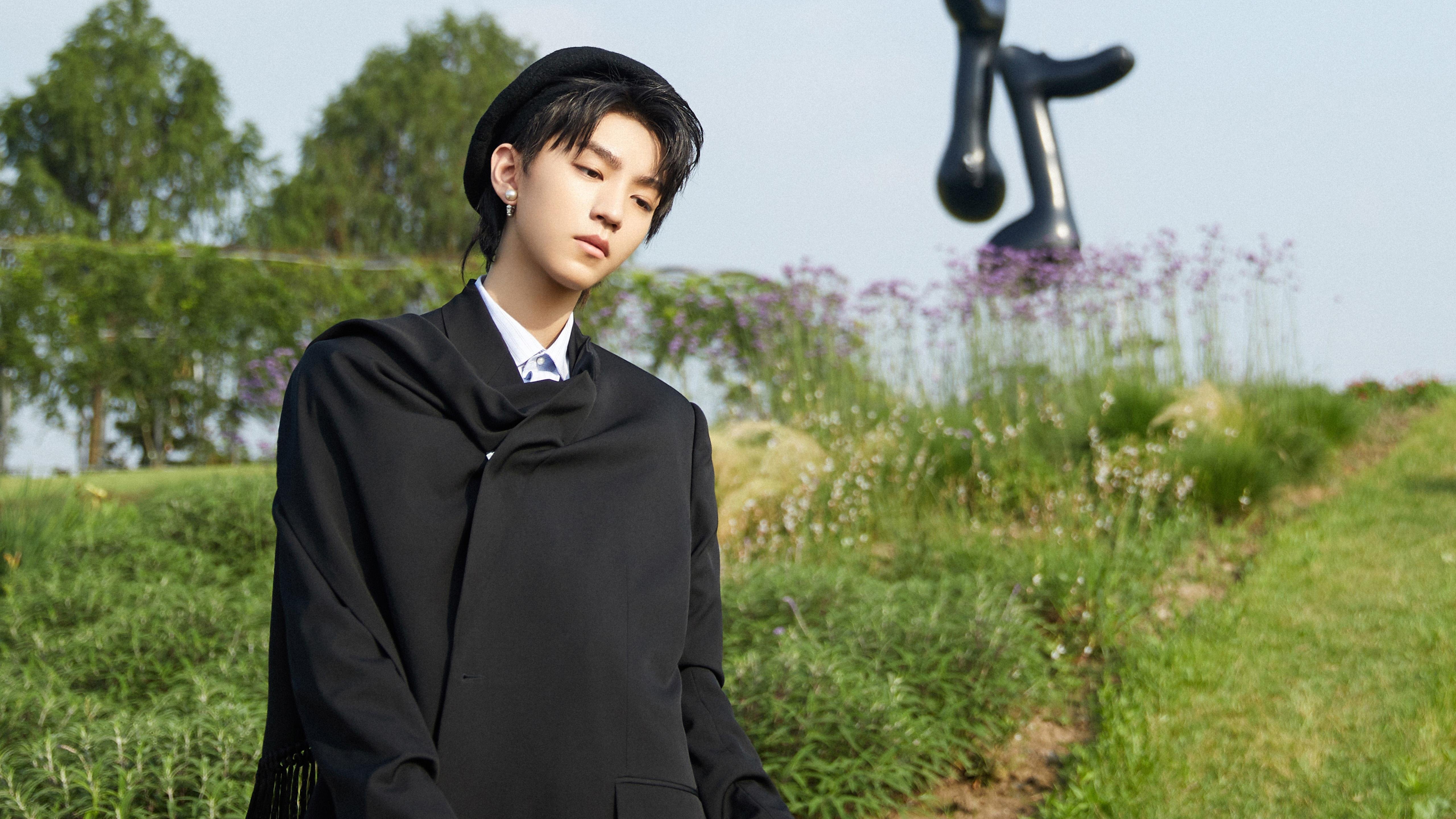 AYX GAME-“英超领先球队连胜不断，目标直指冠军”，英超最强联赛