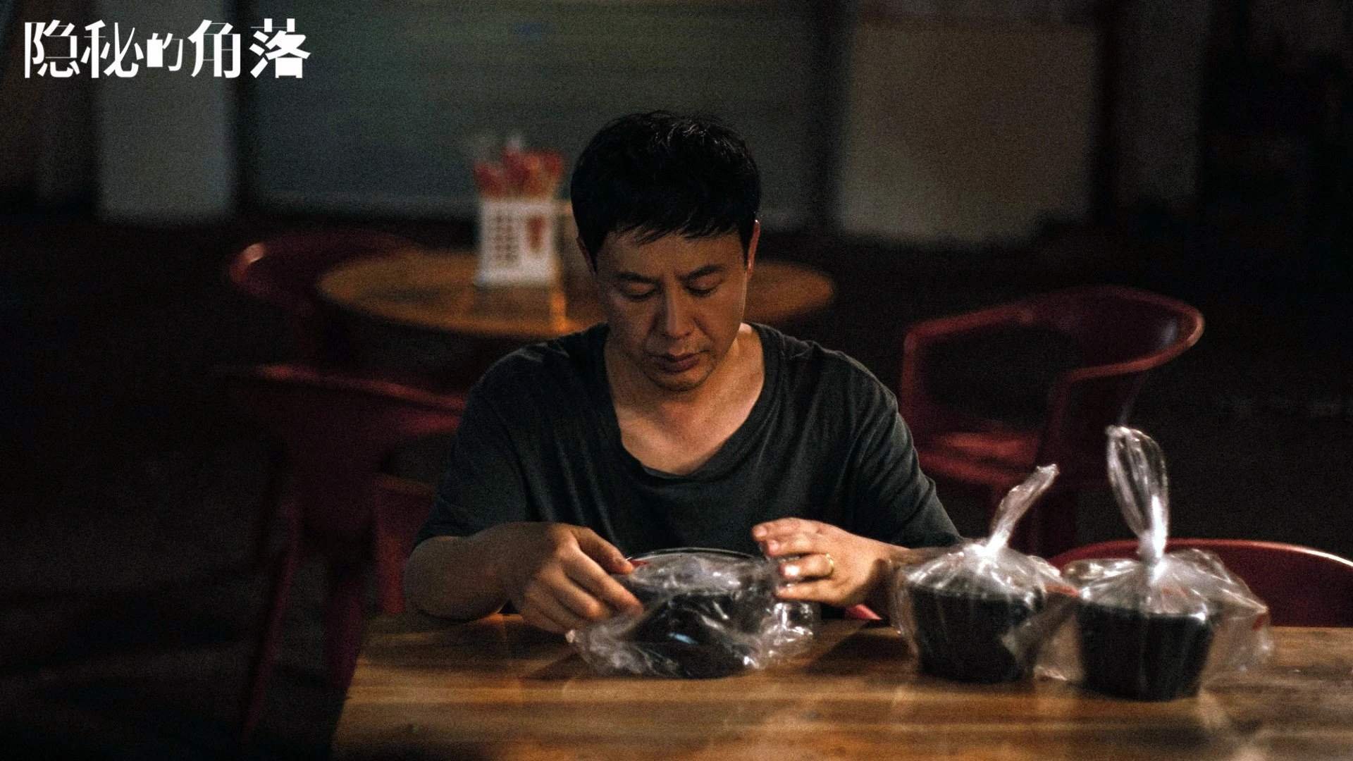 AIYOUXI.COM-线上互动：粉丝投票评选最喜爱车手