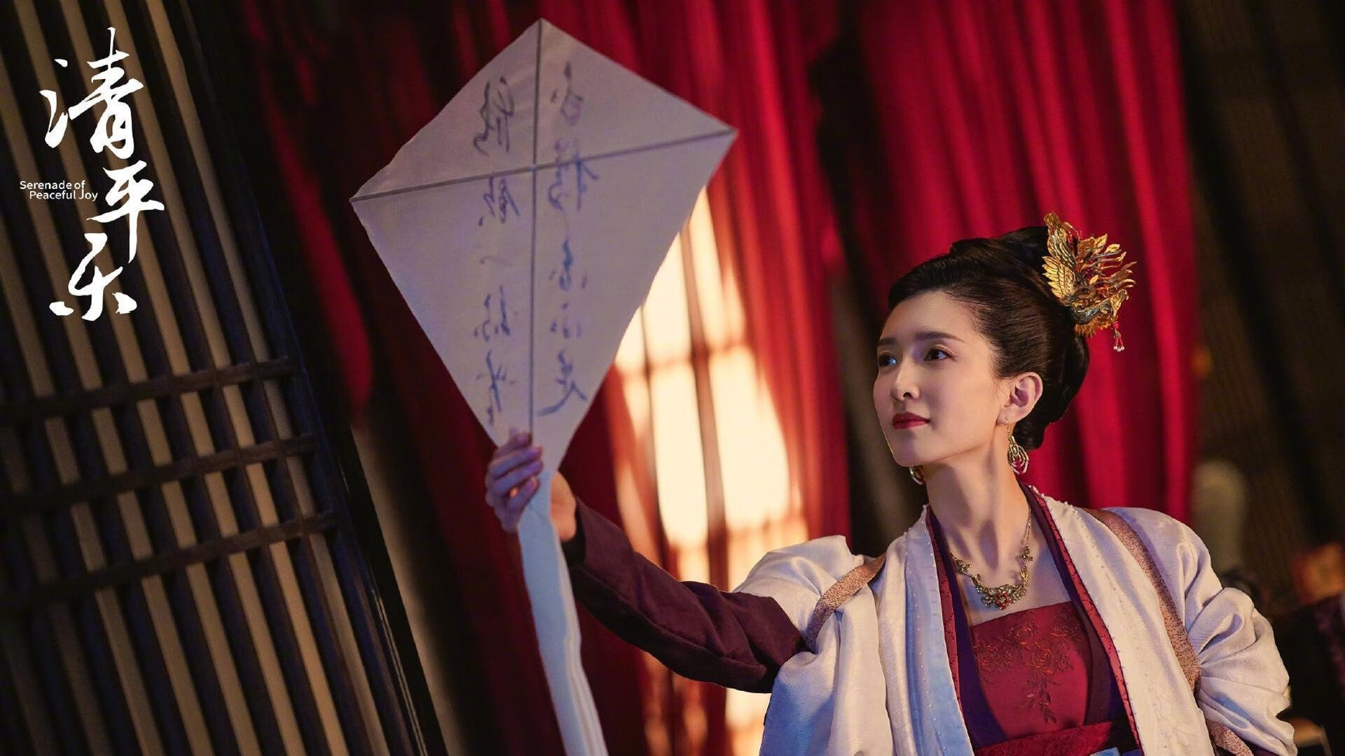 爱游戏登录入口-库兹马诺维奇在巴黎奥运会手球比赛中多次扑救对方远射，库兹马持球